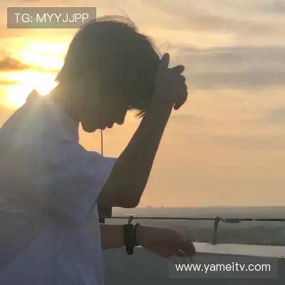 屈俪